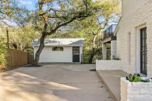 3627 Peregrine Falcon Dr, Austin, TX 78746 - Photo 33