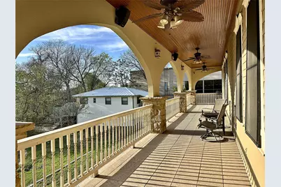 802 Main Street, Bastrop, TX 78602 - Photo 5