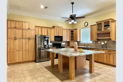 802 Main Street, Bastrop, TX 78602 - Photo 23