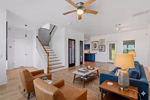 2720 Oak Springs Dr, Austin, TX 78702 - Photo 1