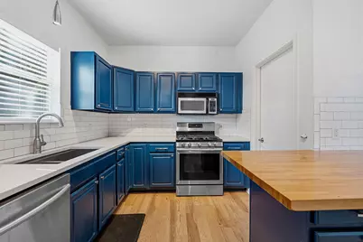2720 Oak Springs Drive, Austin, TX 78702 - Photo 11