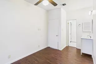 2905 Swisher St, Austin, TX 78705 - Photo 13