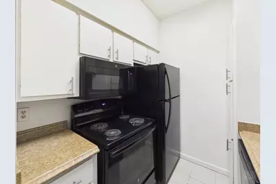 2905 Swisher Street #207, Austin, TX 78705 - Photo 9