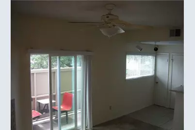 114 E 31st Street #109, Austin, TX 78705 - Photo 3