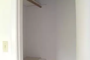 114 E 31st St, Austin, TX 78705 - Photo 9