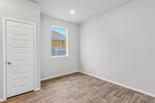 169 Cider Crk Dr, Elgin, TX 78621 - Photo 11