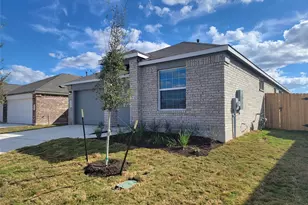 602 Arnage Dr, Hutto, TX 78634 - Photo 3
