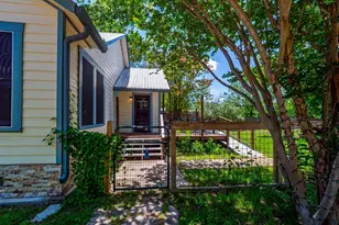 209 Lockhart St, Martindale, TX 78655 - Photo 33