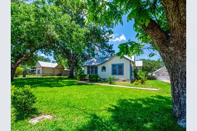 209 Lockhart Street, Martindale, TX 78655 - Photo 5