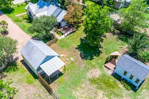 209 Lockhart St, Martindale, TX 78655 - Photo 9