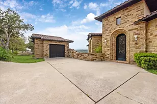 709 S Angel Light Dr, Spicewood, TX 78669 - Photo 5