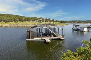 709 S Angel Light Dr, Spicewood, TX 78669 - Photo 3