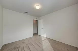 216 Wegstrom St, Hutto, TX 78634 - Photo 27