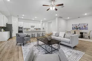 421 Abruzzi St, Leander, TX 78641 - Photo 3