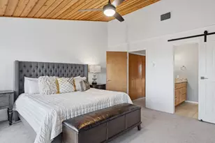 340 Harbor Dr, Spicewood, TX 78669 - Photo 19