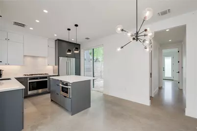 1206 Justin Lane #A, Austin, TX 78757 - Photo 5