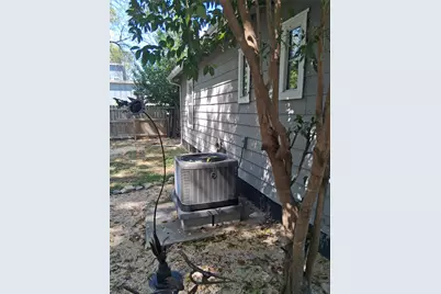1119 Mark Street #D, Austin, TX 78721 - Photo 11