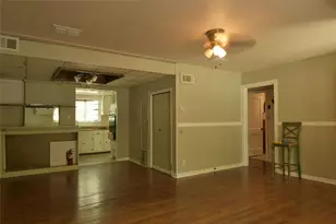 7905 Brockman St, Austin, TX 78757 - Photo 11