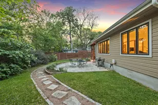 2621 W 49th St, Austin, TX 78731 - Photo 29