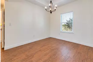 109 Deep Lake Cir, Liberty Hill, TX 78642 - Photo 5