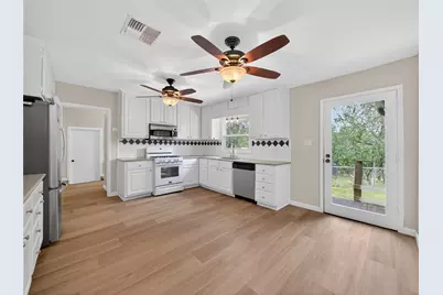 210 Harvard Street, San Marcos, TX 78666 - Photo 11