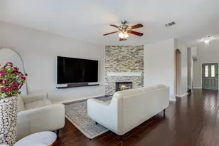916 Abbeyglen Castle Dr, Pflugerville, TX 78660 - Photo 3