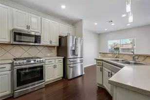 916 Abbeyglen Castle Dr, Pflugerville, TX 78660 - Photo 7
