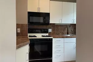 1402 Laurel St, Georgetown, TX 78626 - Photo 5