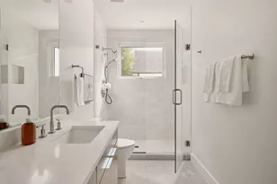 1215 Fort Branch Blvd, Austin, TX 78721 - Photo 17