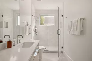 1215 Fort Branch Blvd, Austin, TX 78721 - Photo 17