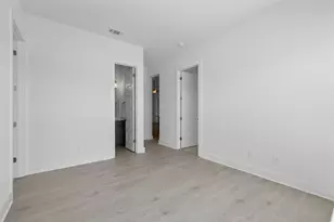 825 S Hemingway Loop, Liberty Hill, TX 78642 - Photo 23