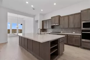 825 S Hemingway Loop, Liberty Hill, TX 78642 - Photo 9