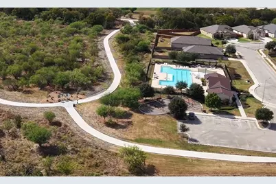 2909 Oakbranch Ridge, New Braunfels, TX 78130 - Photo 33