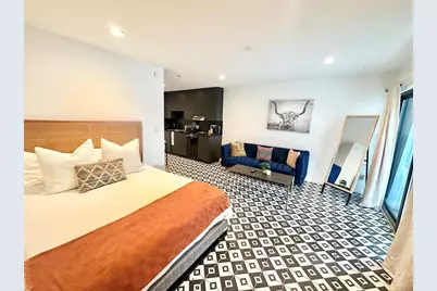 201 Academy Drive #203, Austin, TX 78704 - Photo 3