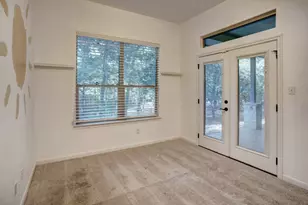 117 W Kamoi Ct, Bastrop, TX 78602 - Photo 23