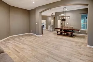 117 W Kamoi Ct, Bastrop, TX 78602 - Photo 11