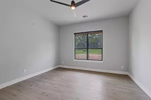 17621 Hunters Hollow, Jonestown, TX 78645 - Photo 23