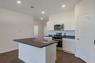 169 B Harrison Crossing, Uhland, TX 78640 - Photo 5