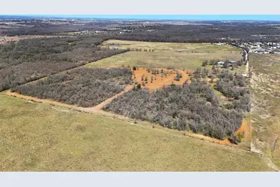 [Address not provided], Elgin, TX 78653 - Photo 3