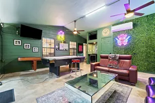 1300 Haskell St, Austin, TX 78702 - Photo 13