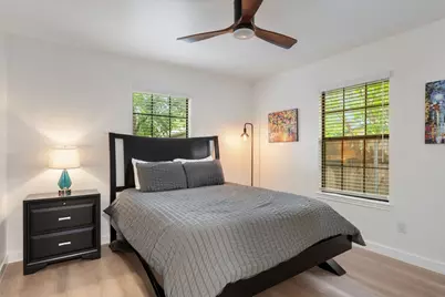 1300 Haskell Street, Austin, TX 78702 - Photo 31
