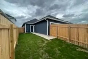 157 Mammoth Dr, Kyle, TX 78640 - Photo 15