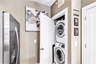 908 Nueces St, Austin, TX 78701 - Photo 11