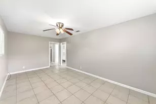 1308 E 52nd St, Austin, TX 78723 - Photo 7