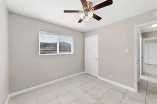 1308 E 52nd St, Austin, TX 78723 - Photo 17