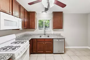 1308 E 52nd St, Austin, TX 78723 - Photo 11