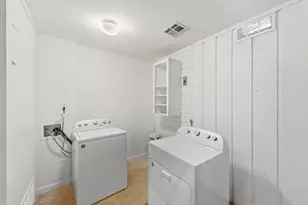 1308 E 52nd St, Austin, TX 78723 - Photo 23