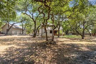 107 Hallie Ct, Georgetown, TX 78633 - Photo 35
