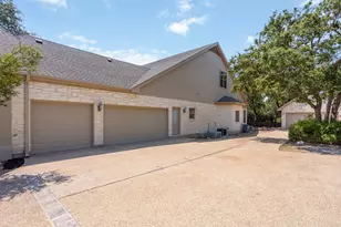 107 Hallie Ct, Georgetown, TX 78633 - Photo 31