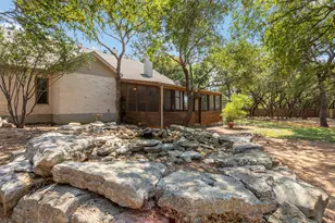 107 Hallie Ct, Georgetown, TX 78633 - Photo 33